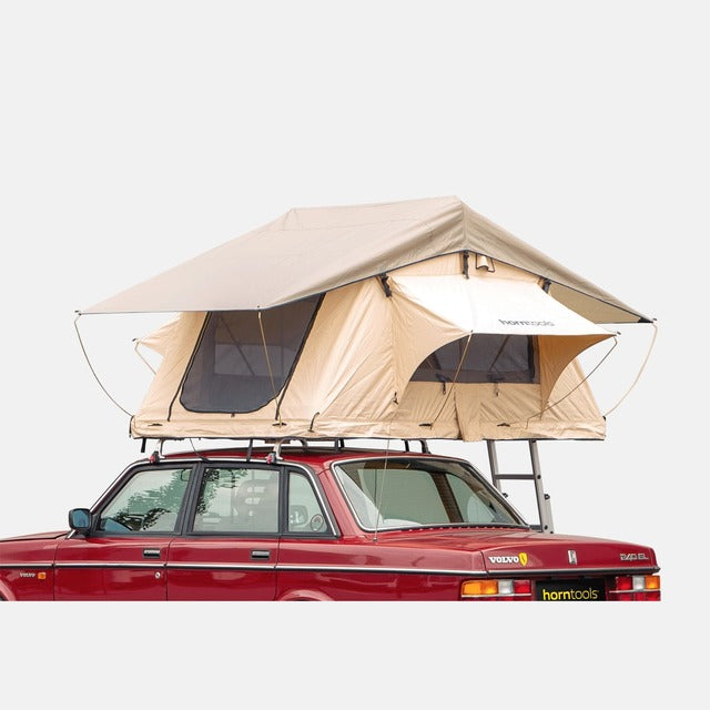 Roof tent Horntools Trapper Joe, sand color, including awning, green color.