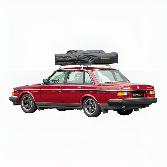 Roof tent Horntools Trapper Joe, sand color, including awning, green color.