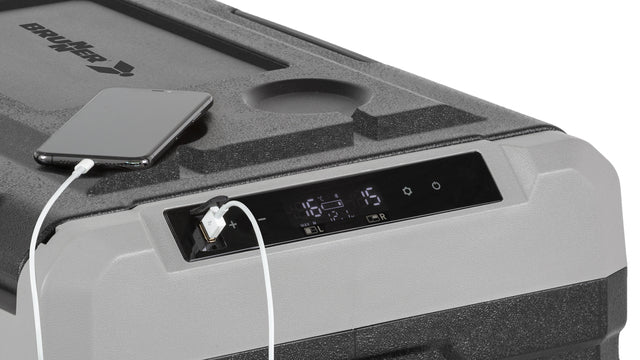 Compressor-powered refrigerator and freezer box Polarys freeze DZ45 45 l, color black/gray