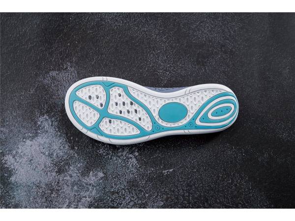 Aztron Schuhe
